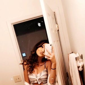 Meet your Posher, Summer